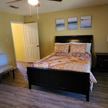 The Cozy Corner House At Haltom City Texas Экстерьер фото